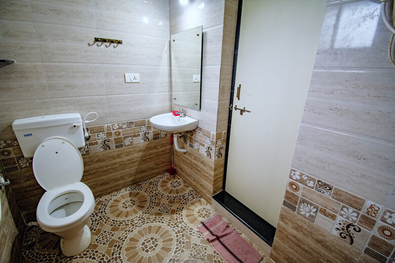 Single Bedroom Suite 4