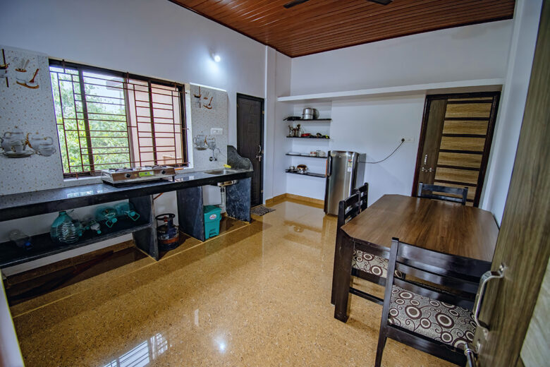 Single Bedroom Suite 4